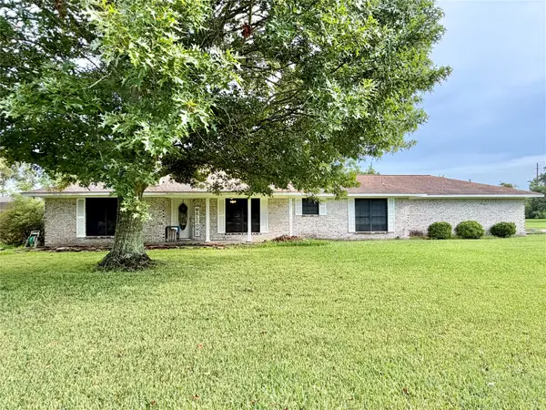 11506 Cherry Point Drive, Mont Belvieu, TX 77535