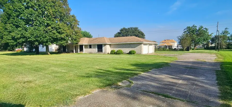 11506 Cherry Point Drive, Monterey Belvieu, TX 77535 - #3