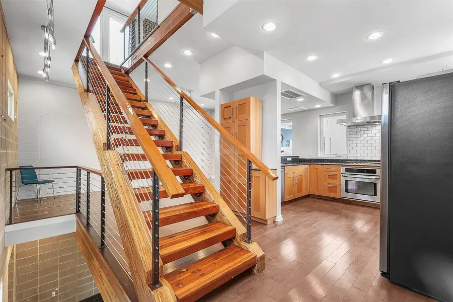 213 N Houston Avenue, Bryan, TX 77803 - Image #3