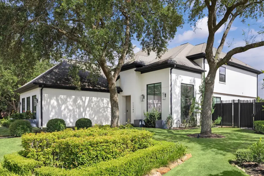 11742 Gallant Ridge Lane, Houston, TX 77082 - Image #2