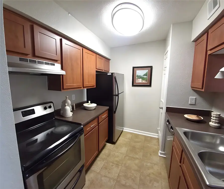 8100 Creekbend Drive #135, Houston, TX 77071 - #3