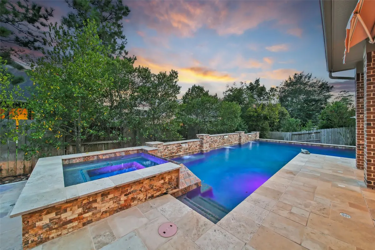 207 Fox Squirrel Court, Pinehurst, TX 77362 - Image #1