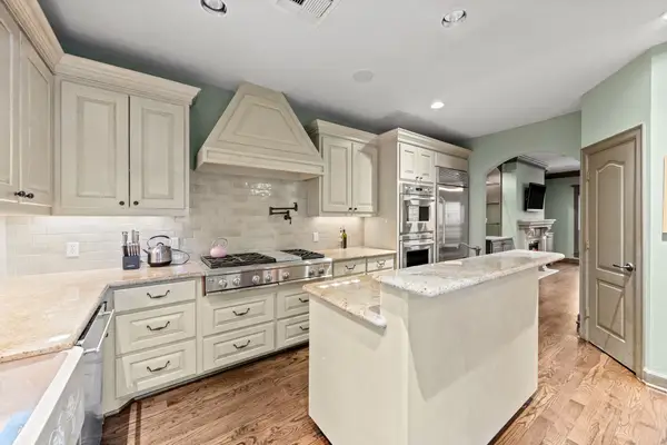 1106 W 18th Street #A, Houston, TX 77008