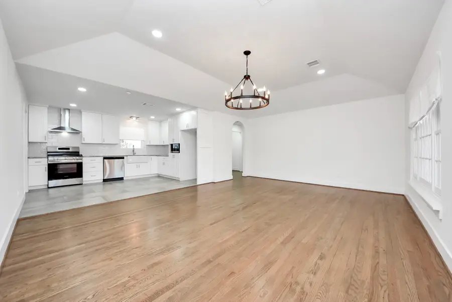 4218 T C Jester Blvd, Houston, TX 77018 - #2