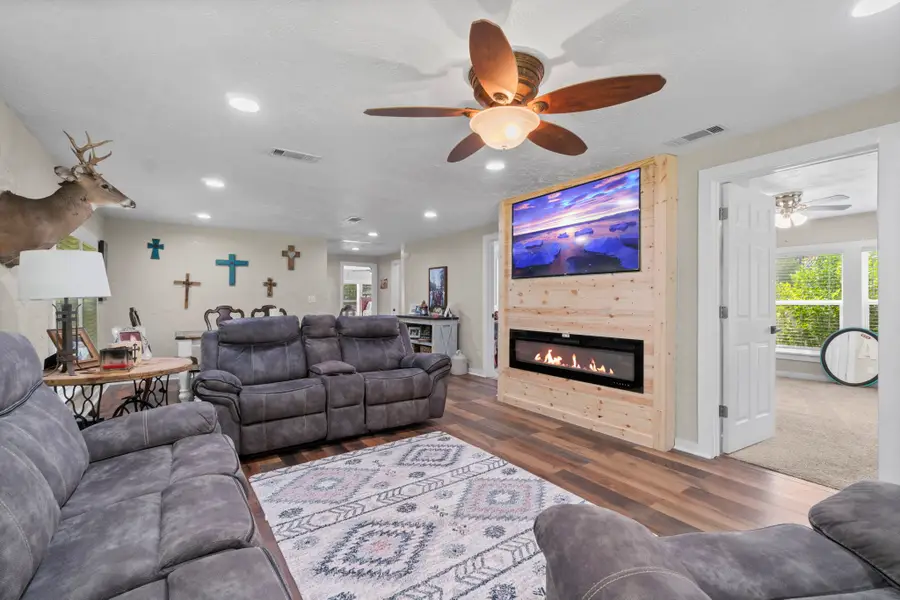 358 Old Bold Springs Road, Livingston, TX 77351 - Image #2