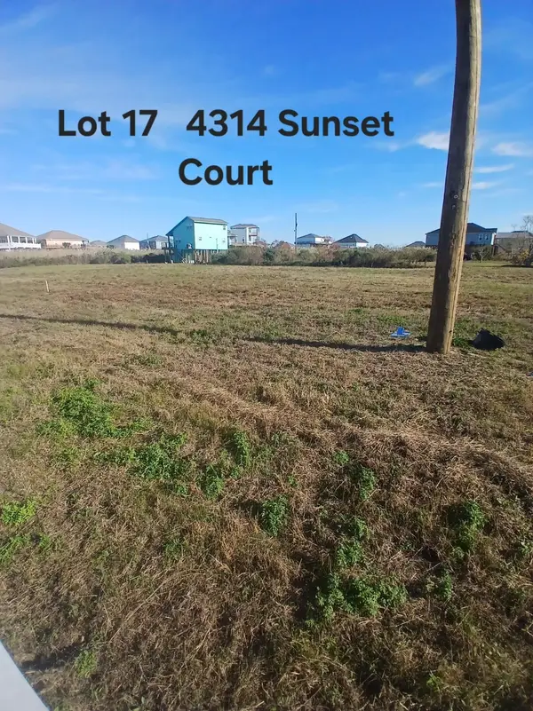 4314 Sunset Ct, Port Bolivar, TX 77650