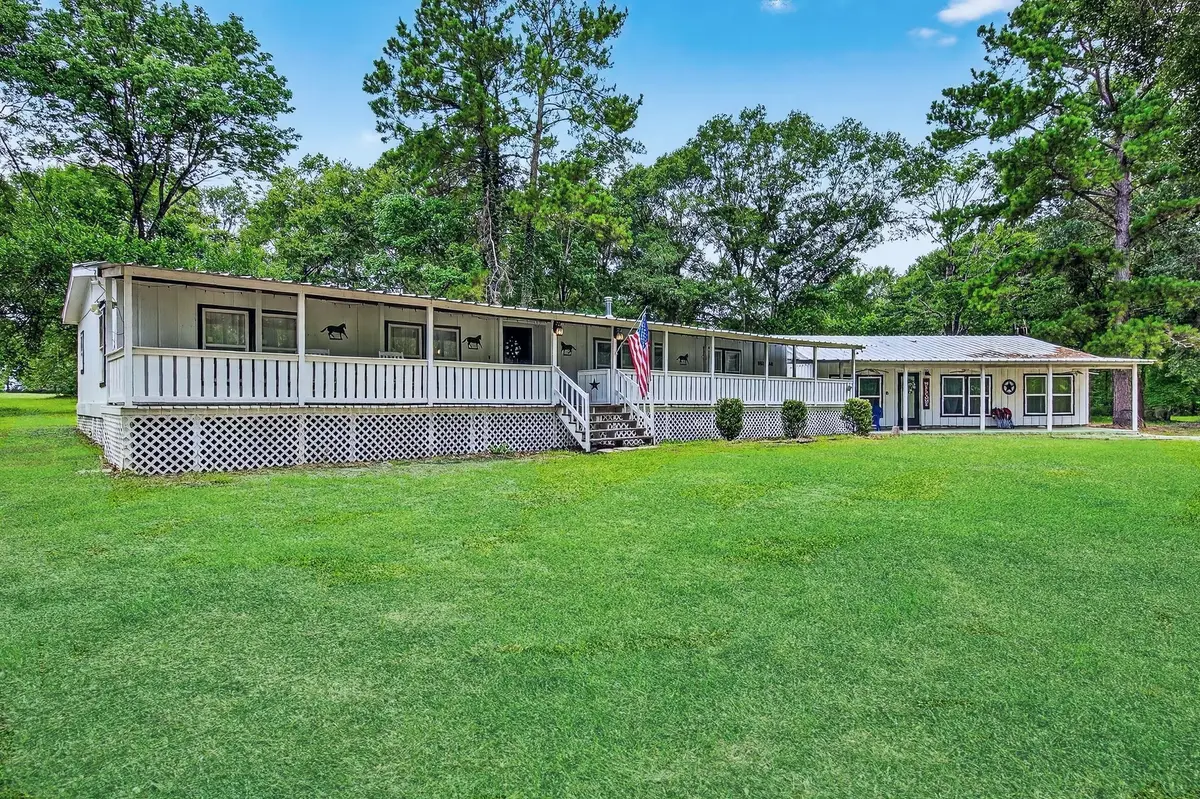 490 Robert E Lee Lane, Livingston, TX 77351 - #1