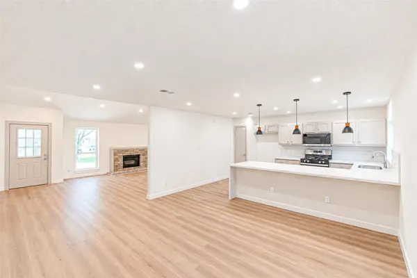 18015 Brooknoll Drive, Houston, TX 77084