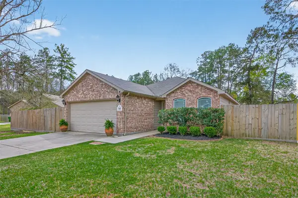 166 Cobblestone Lane, Cleveland, TX 77327