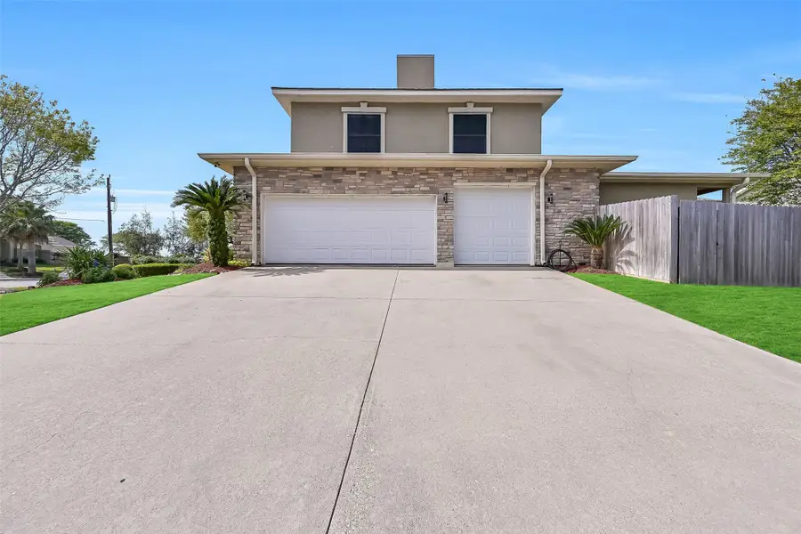 3934 Tres Drive, Galveston, TX 77554 - #3