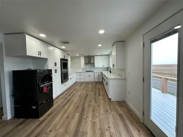 4123 Conn Street, Port Bolivar, TX 77650