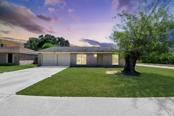 9502 Spiralwood Lane, Houston, TX 77086