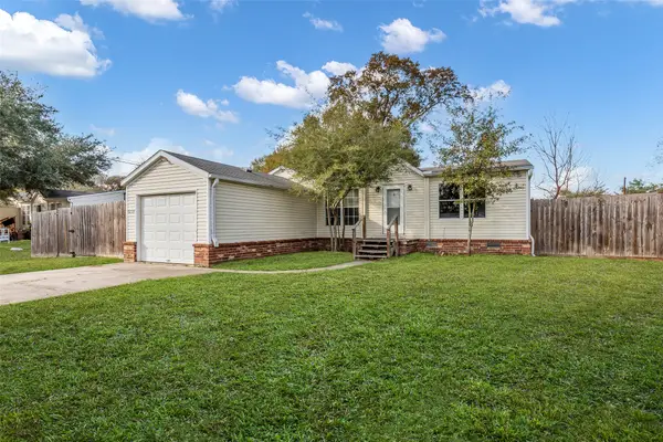 16521 Desert Star Drive, Conroe, TX 77302