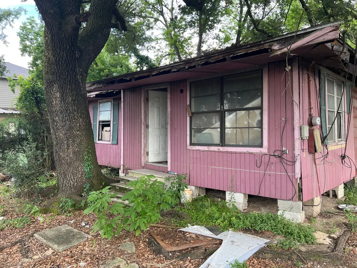 4814 Firnat Street, Houston, TX 77016 - Image #1