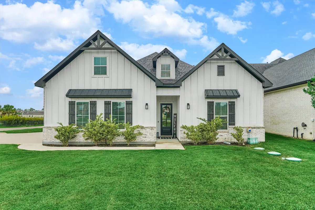 11609 Grand View Drive, Montgomery, TX 77356 - #1