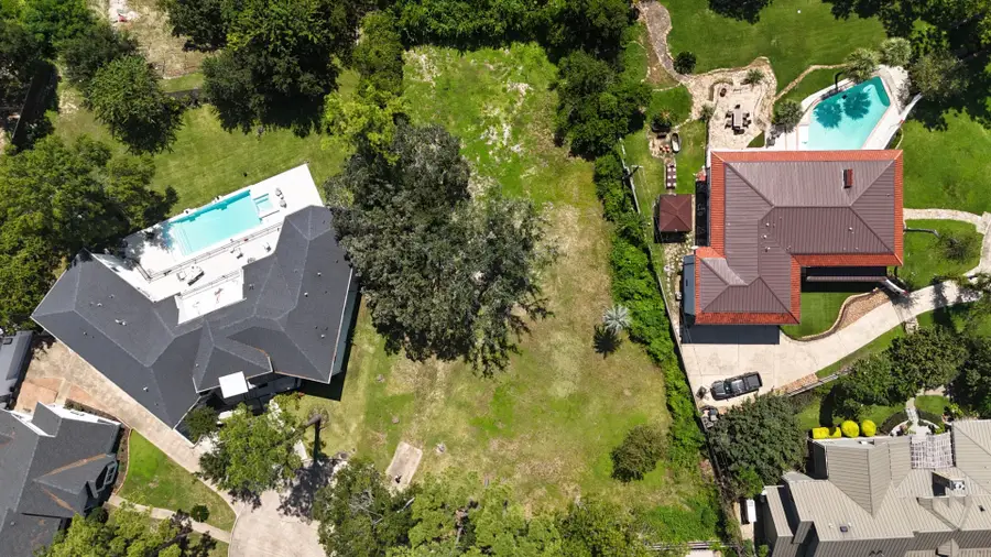 3 Plantation Road, Houston, TX 77024 - Image #3