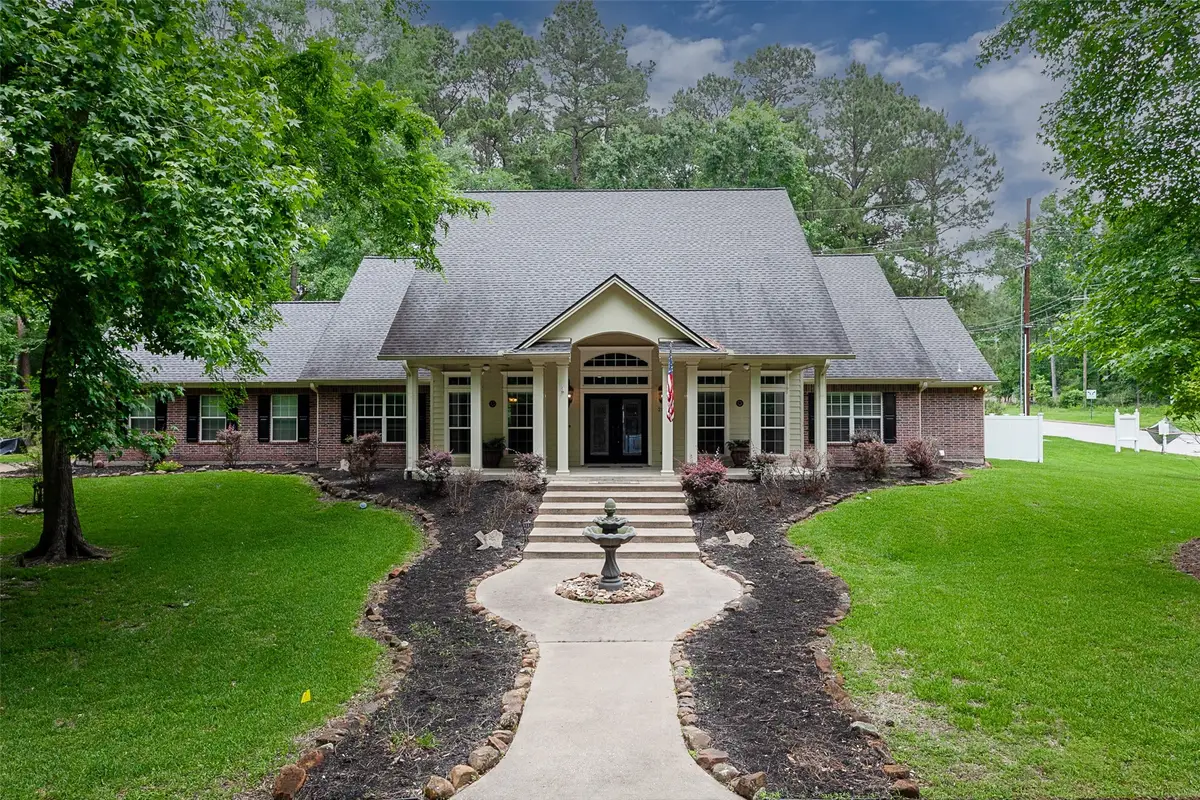 289 Broadmoor Drive, Huntsville, TX 77340 - #1