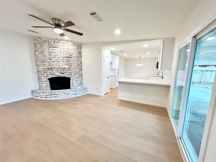 2517 21st Avenue N, Texas City, TX 77590 - #2