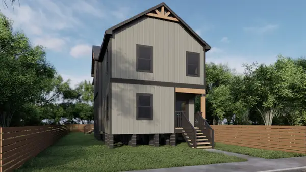 801 E 32nd 1/2 Street, Houston, TX 77022