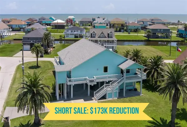 2585 Tide Drive, Crystal Beach, TX 77650