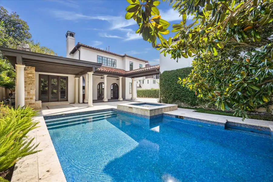 2330 Maroneal Street, Houston, TX 77030 - Image #3