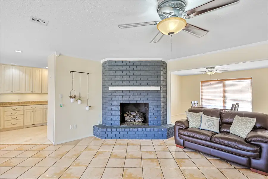 34 W Dansby Drive, Galveston, TX 77551 - #3