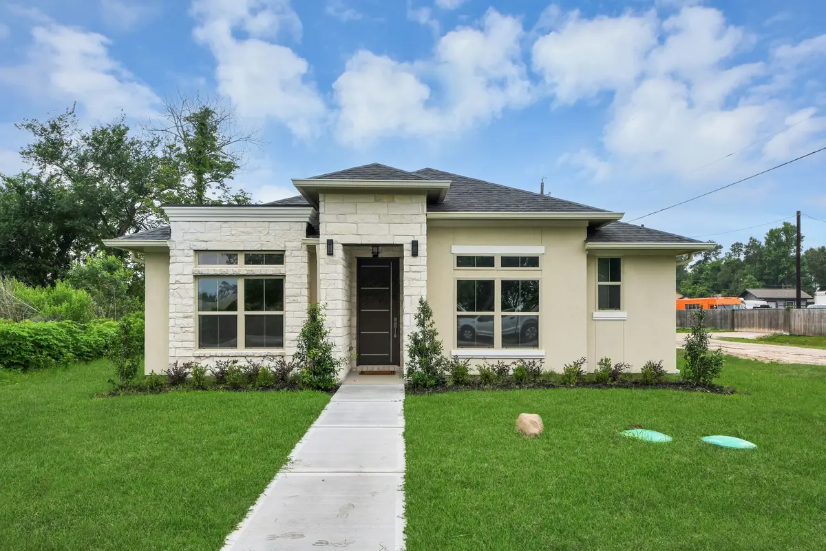 16747 Forest Trail Drive, Channelview, TX 77530 - #1