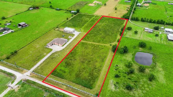 1409 Airline Road W, Rosharon, TX 77583