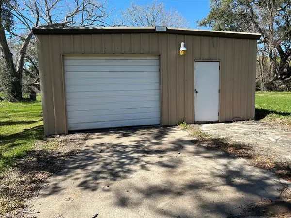 342 Bluebonnet Drive, Jones Creek, TX 77541