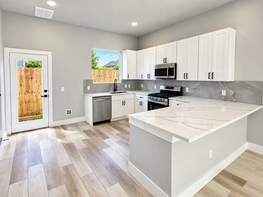 8704 Southview Street, Houston, TX 77051 - #2