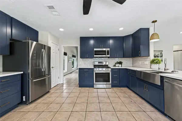 1918 Maple Dale Lane, Richmond, TX 77406
