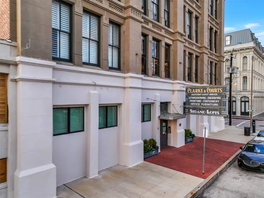 2400 Mechanic Street #204, Galveston, TX 77550 - #3