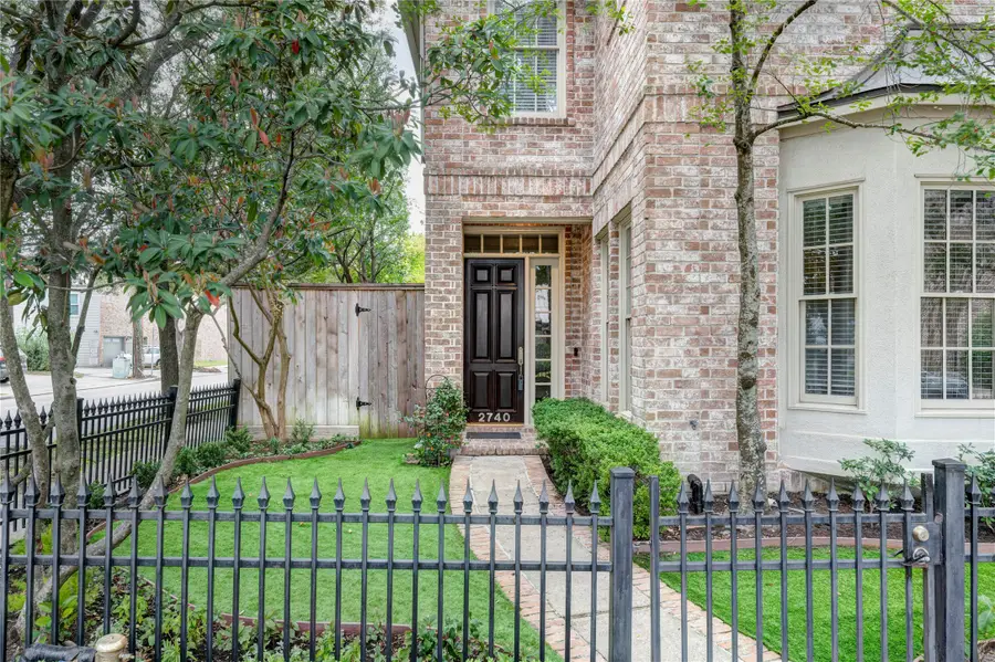 2740 Wroxton Road, West University Place, TX 77005 - Image #2