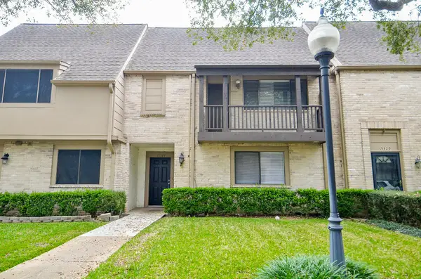 15327 Falmouth Avenue #2, Houston, TX 77084