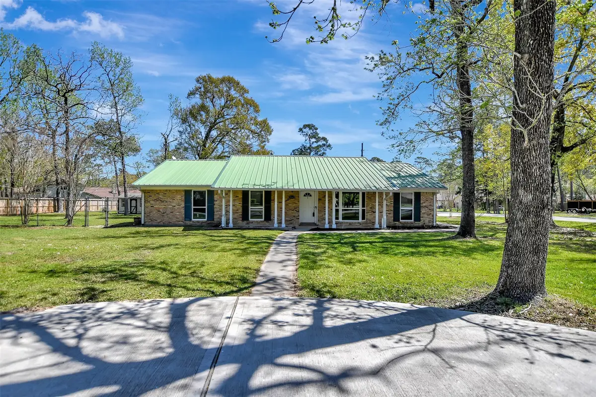 25802 Maplewood Drive, Southeast Montgomery, TX 77386 - Image #1