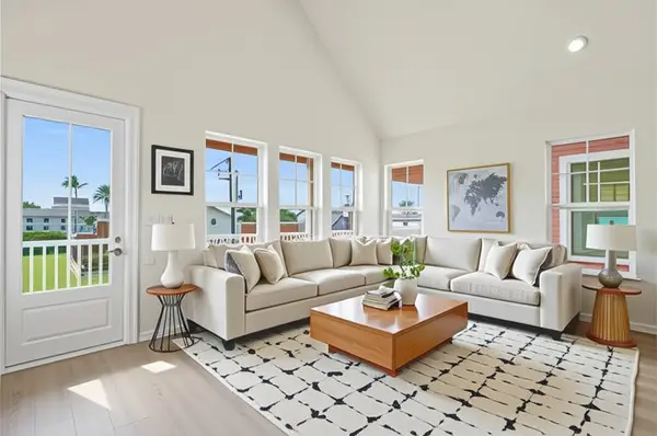 1107 62nd St, Galveston, TX 77551