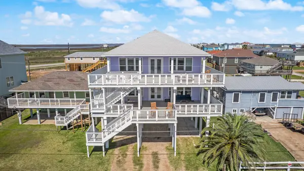 310 Coral Court, Surfside Beach, TX 77541
