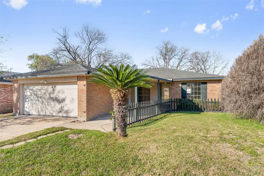 12411 Drifting Winds Drive, Houston, TX 77044 - Image #2