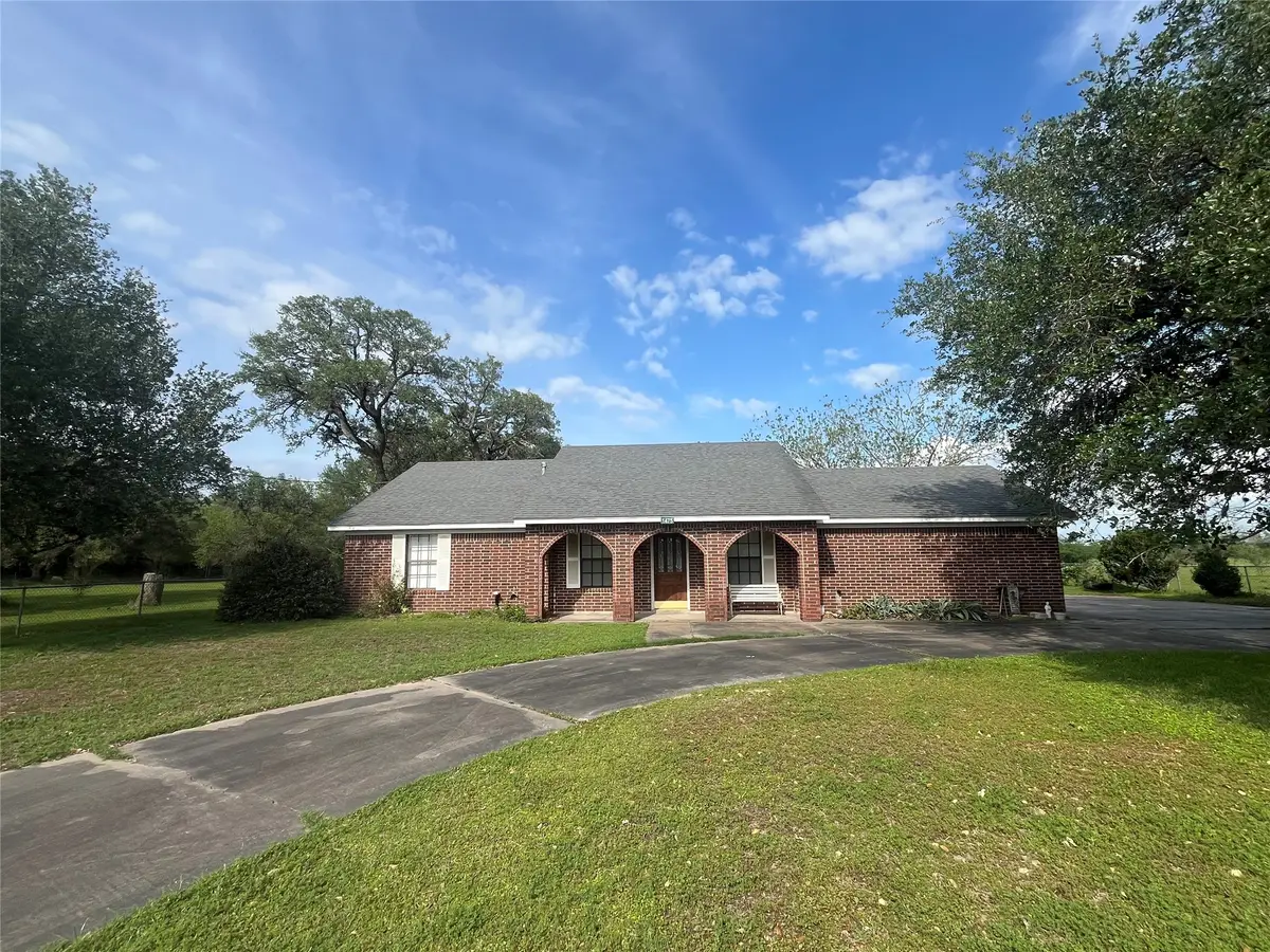 1475 Cr 16, Altair, TX 77412 - #1