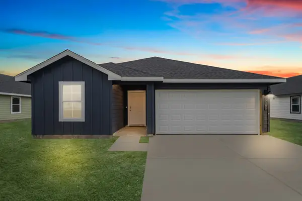 3385 Mallard Lake Drive, Orange, TX 77632