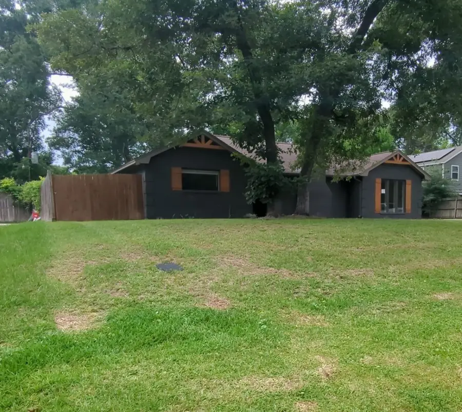 2656 S Woodloch Street, Woodloch, TX 77385 - #2