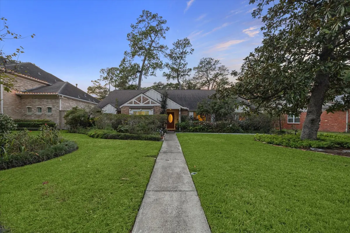 807 Wycliffe Drive, Houston, TX 77079 - Image #1