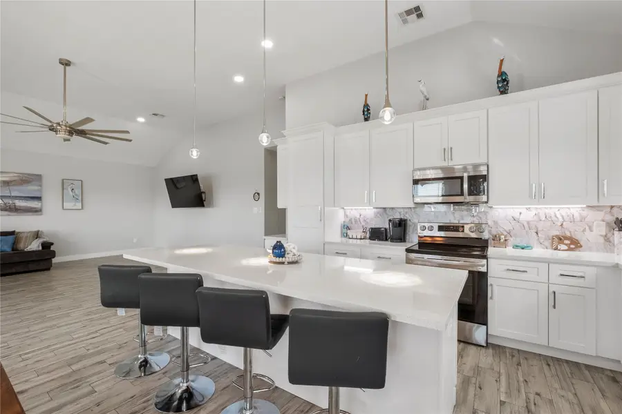 18035 Shaman Drive Drive, Galveston, TX 77554 - Image #3