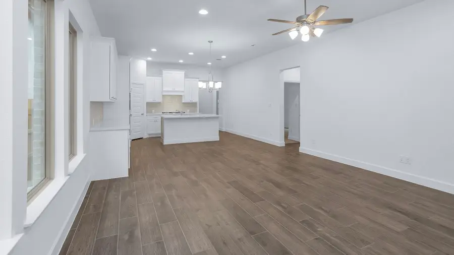 29973 Stony Forest Drive, Magnolia, TX 77354 - Image #2