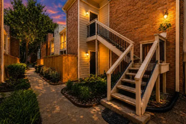 2001 Bering Drive #7L, Houston, TX 77057