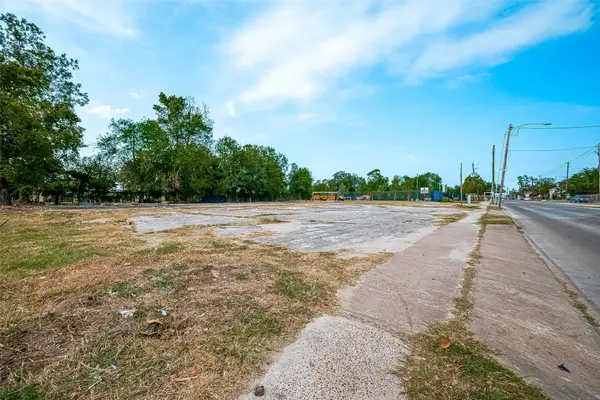 5108 Scott Street, Houston, TX 77004