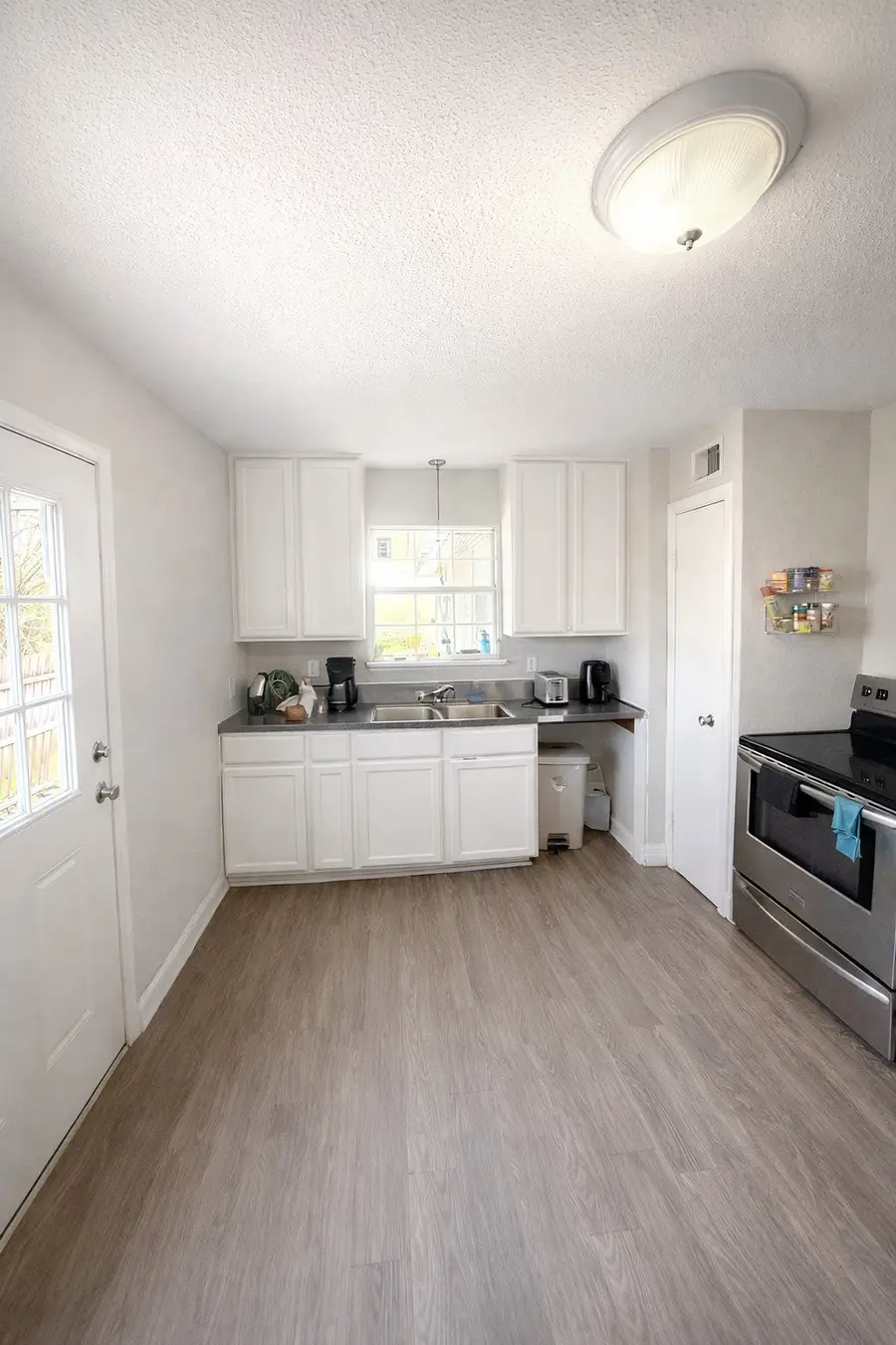 817 Church Street, Crosby, TX 77532 - Image #2