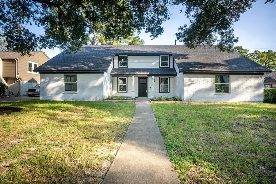 5119 Green Springs Drive, Houston, TX 77066 - Image #2