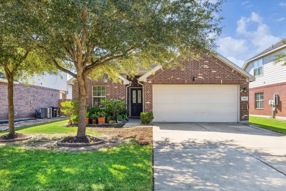 3039 Boxwood Springs Lane, Dickinson, TX 77539 - Image #1