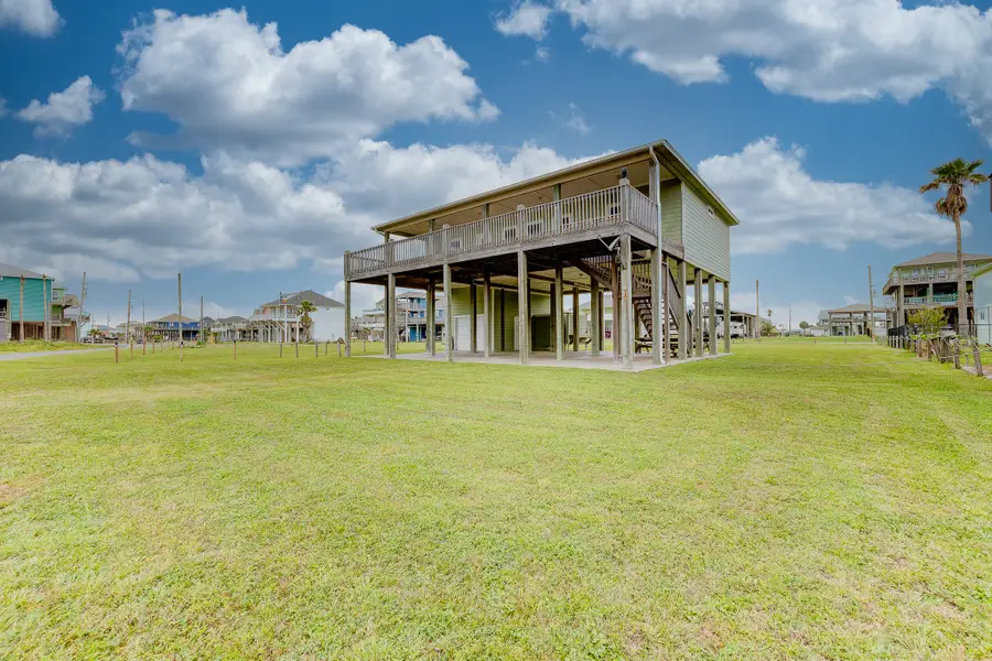 1971 Avenue I, Crystal Beach, TX 77650 - Image #3
